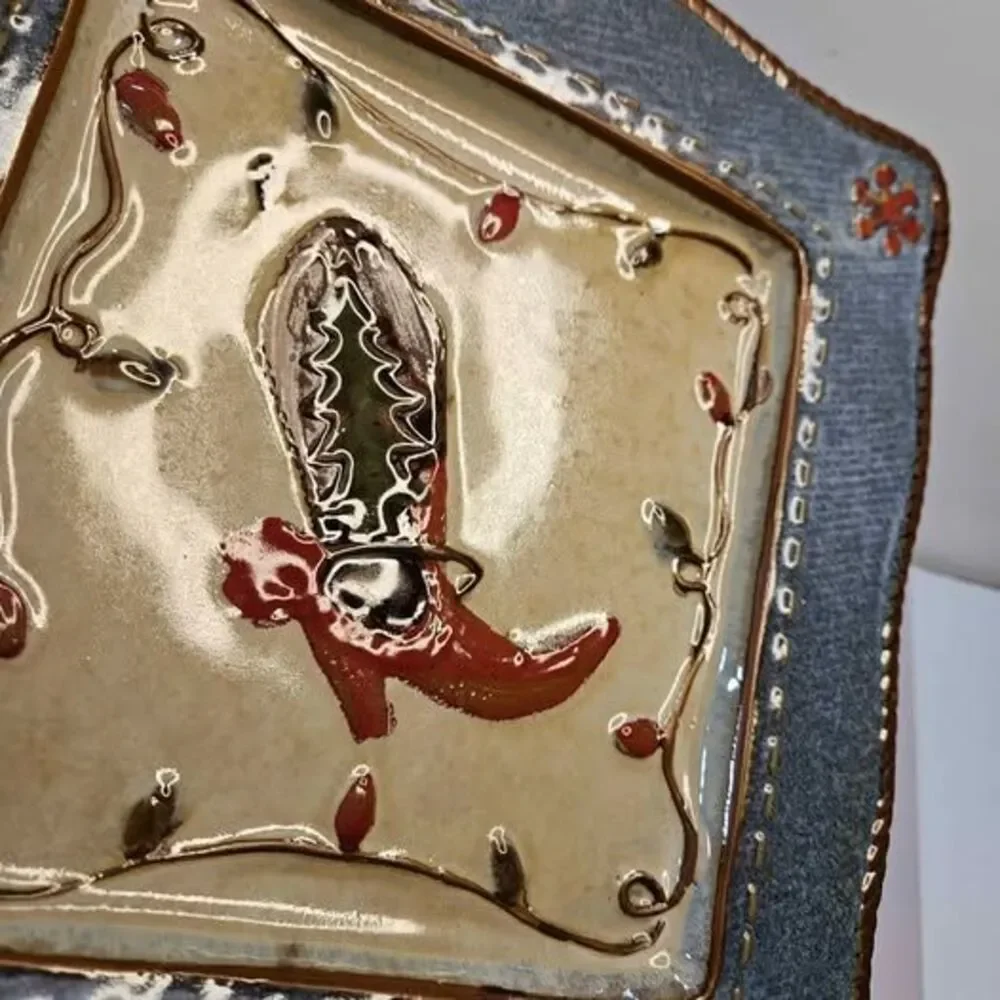 St. Nicholas Square Canyon Ranch Christmas Cowboy Boot Plate